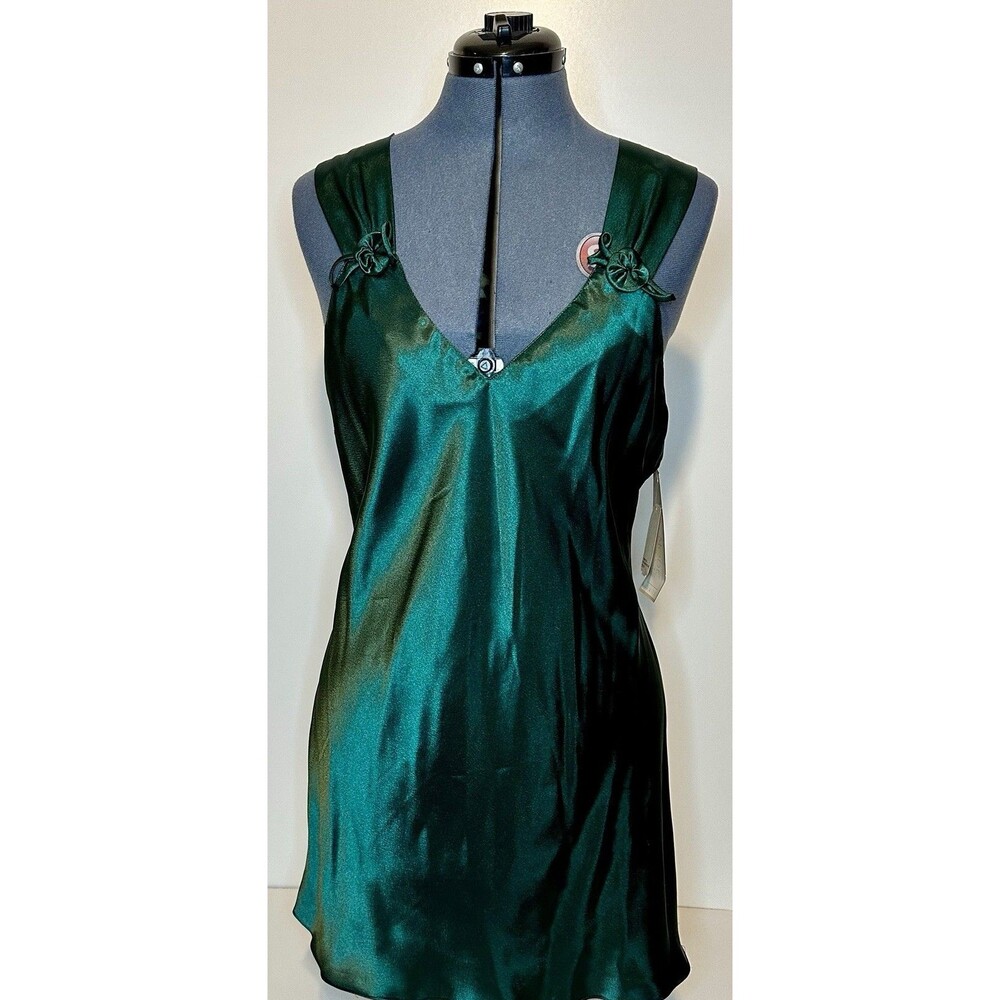 Vintage NWT Val Mode Green Nightie 1990s Satin Size L